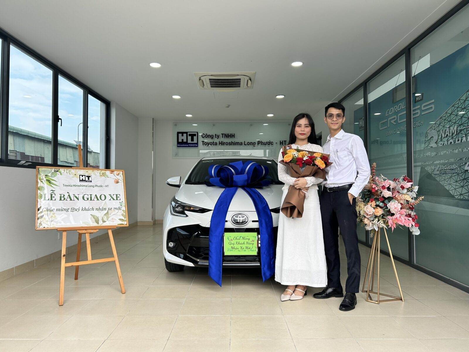 lễ bàn giao  toyota vios