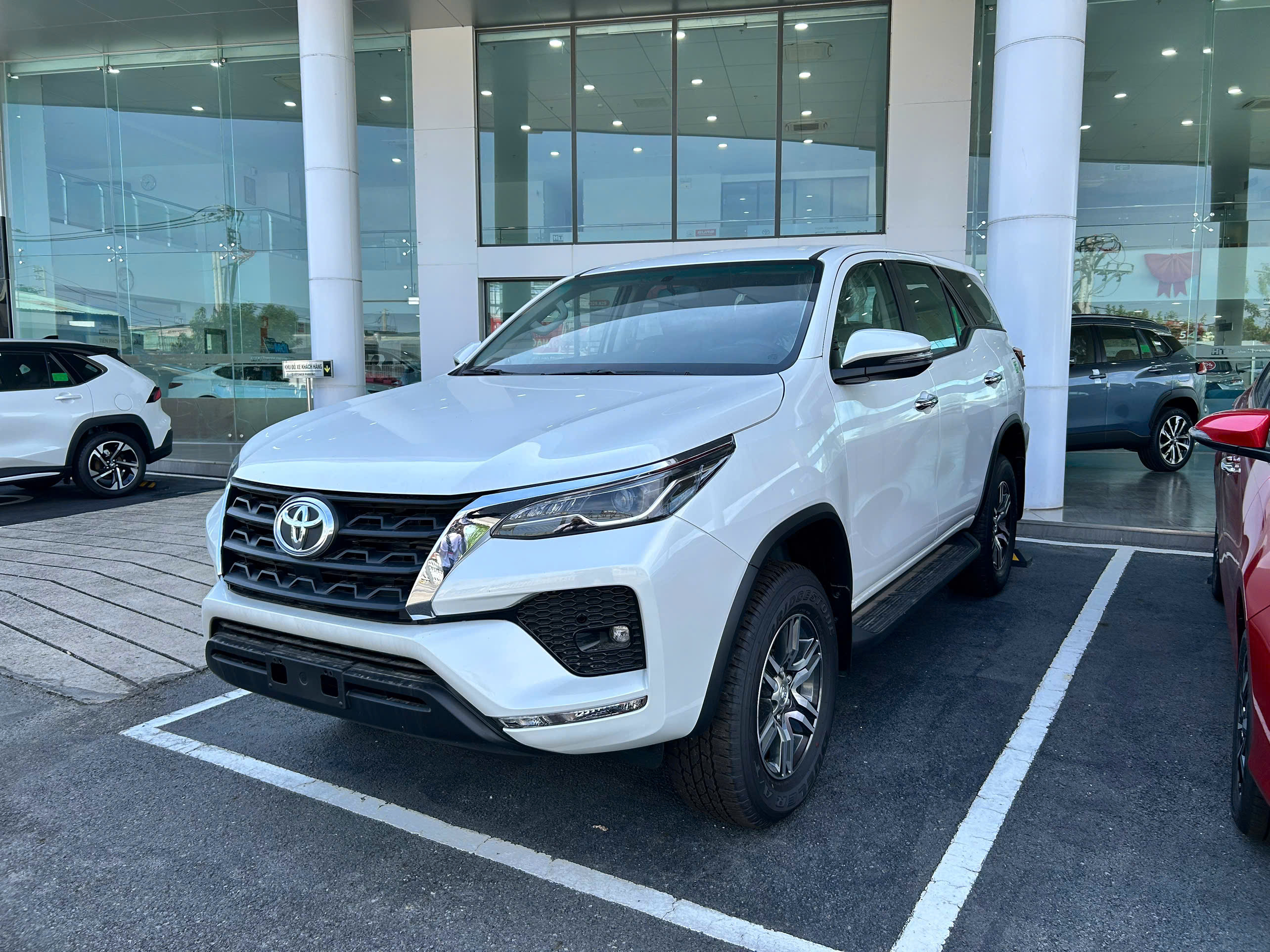 giá xe toyota